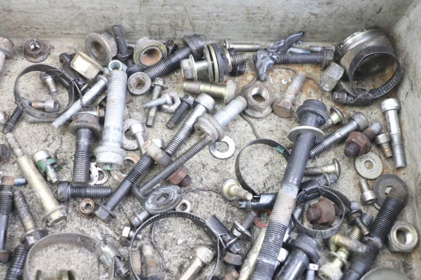 photo de SCHRAUBENBEUTEL TRIUMPH SPEED TRIPLE T301 900 (1994 - 1996) - Alternative Perspektive