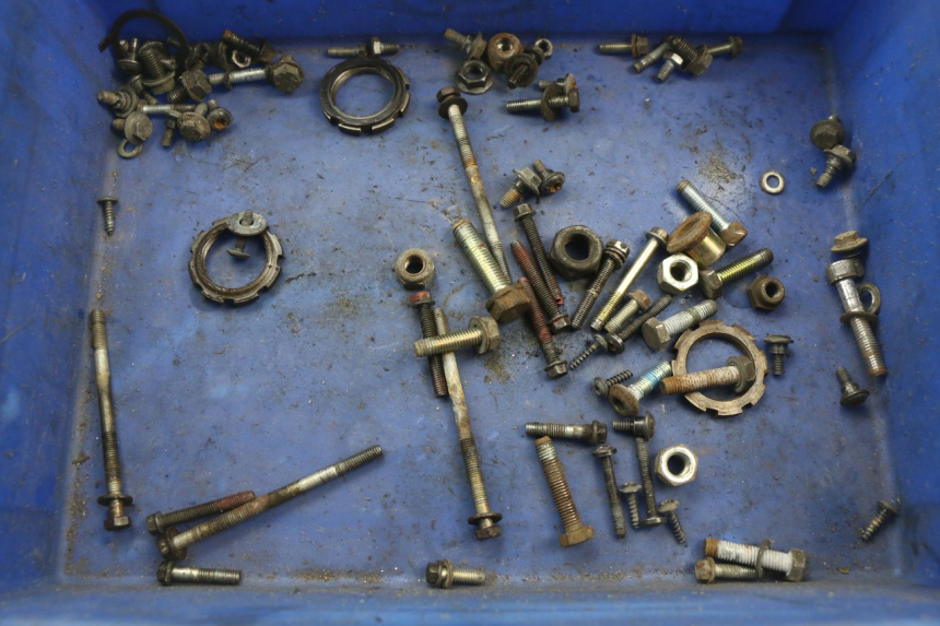 photo de SCHRAUBEN PEUGEOT SPEEDFIGHT 2 AC 50 (2000 - 2009) - Hauptansicht