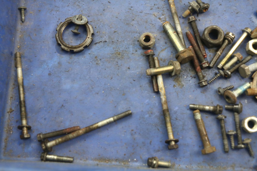 photo de SCHRAUBEN PEUGEOT SPEEDFIGHT 2 AC 50 (2000 - 2009) - Alternative Perspektive