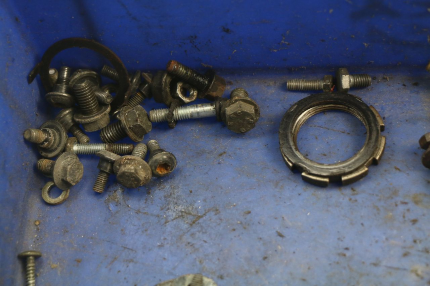 photo de SCHRAUBEN PEUGEOT SPEEDFIGHT 2 AC 50 (2000 - 2009) - Technische Nahaufnahme