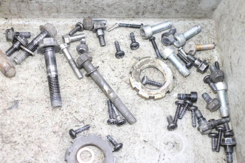 photo de SCHRAUBEN PEUGEOT SPEEDFIGHT 4 4T EFI 50 (2021 - 2025) - Gesamtansicht des Produkts