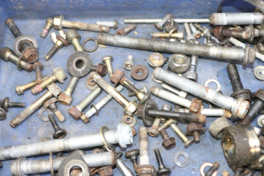 photo de SCHRAUBEN TRIUMPH SPRINT 900 (1995 - 1998) - Zoom auf Gebrauchszustand