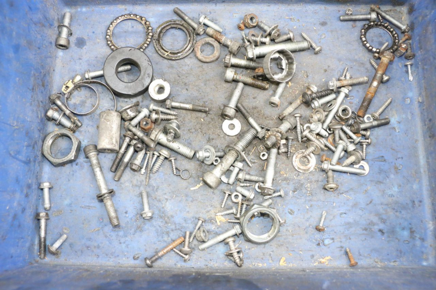 photo de SCHRAUBEN APRILIA SR CARB LC 2T 50 (2004 - 2012) - Hauptansicht