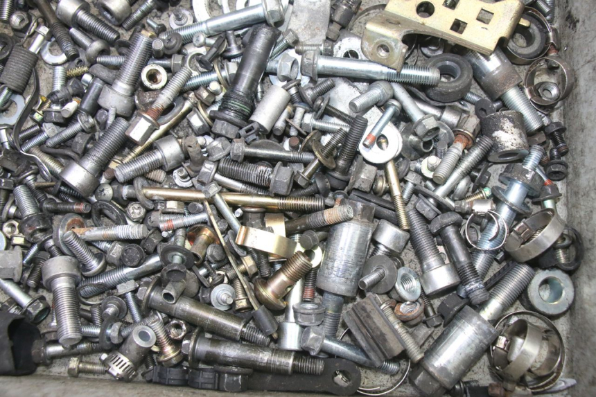 photo de SCHRAUBEN HONDA ST PAN EUROPEAN 1300 (2002 - 2013) - Technische Nahaufnahme