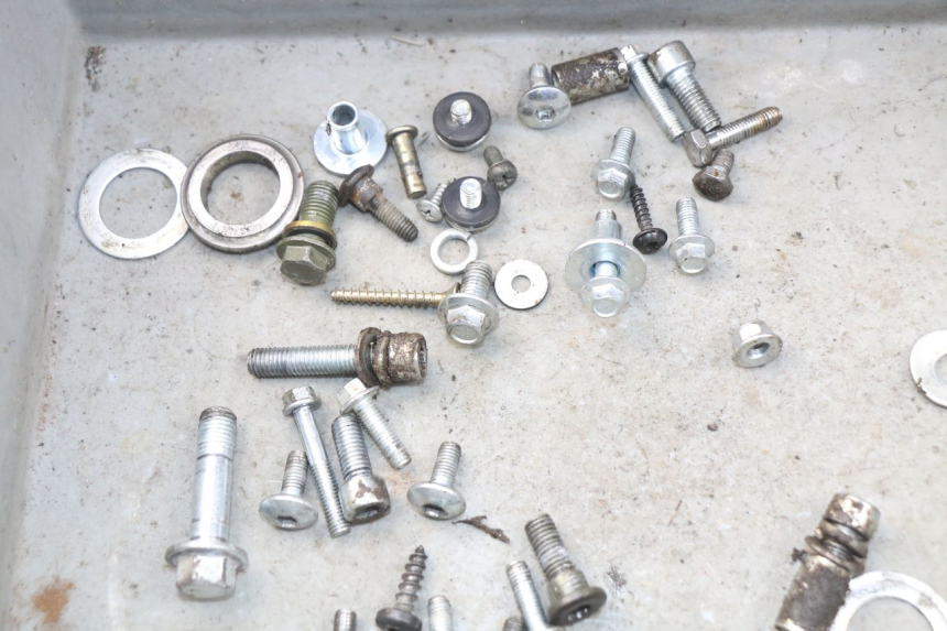 photo de SCHRAUBEN NITRO MOTORS STORM DIRTBIKE 110 - Zoom auf Gebrauchszustand