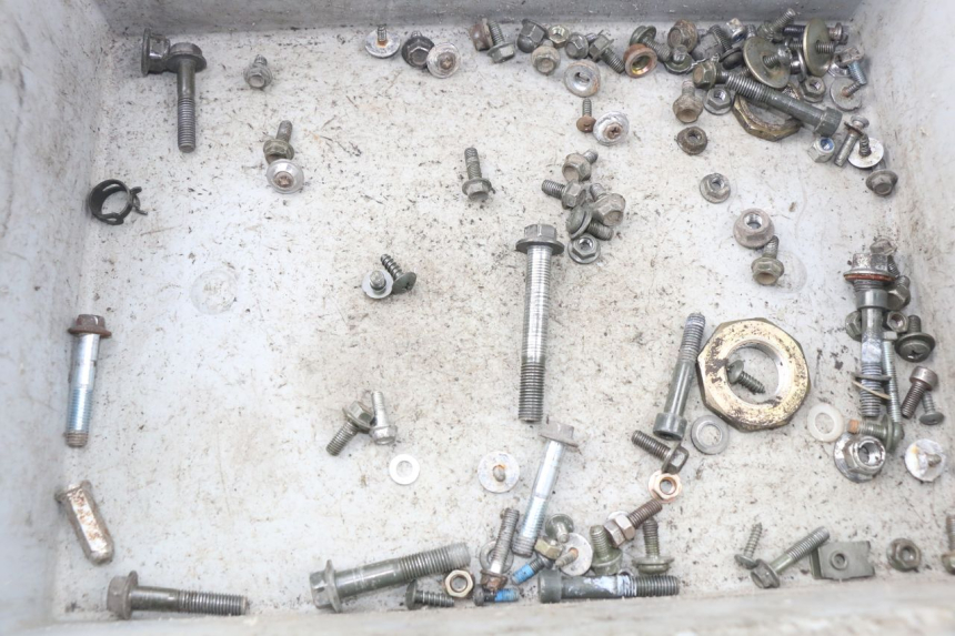 photo de SCHRAUBEN FYM STRADA 50 (2007 - 2014) - Detailansicht des Bauteils