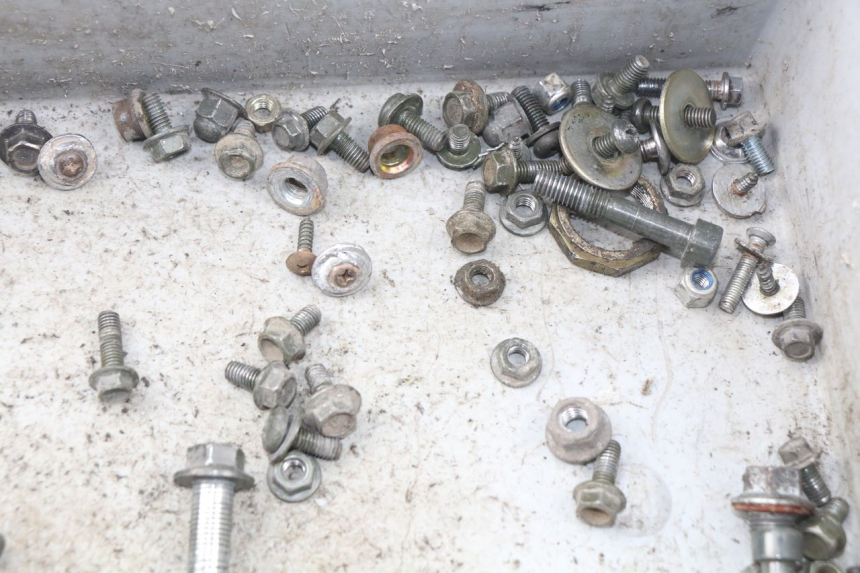 photo de SCHRAUBEN FYM STRADA 50 (2007 - 2014) - Alternative Perspektive