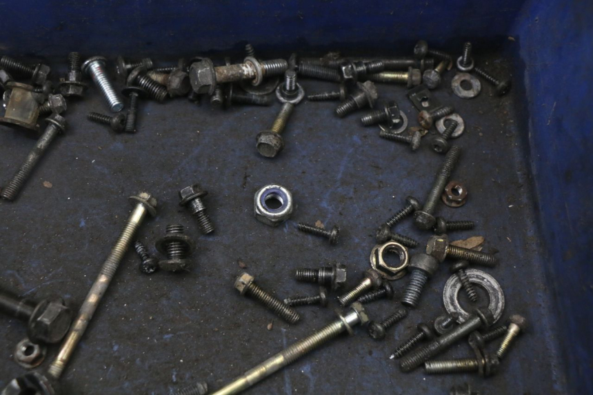 photo de SCHRAUBEN PEUGEOT STREETZONE 2T 50 (2014 - 2019) - Zoom auf Gebrauchszustand