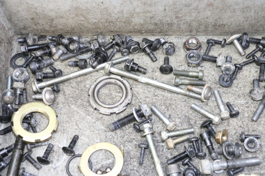 photo de SCHRAUBEN PEUGEOT STREETZONE I NAKED 2T 50 (2018 - 2020) - Detailansicht des Bauteils