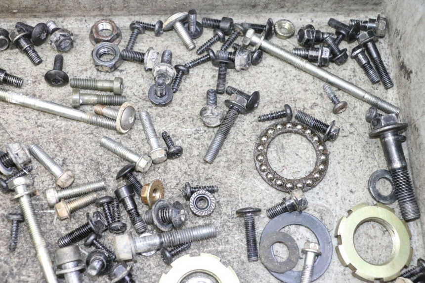 photo de SCHRAUBEN PEUGEOT STREETZONE I NAKED 2T 50 (2018 - 2020) - Technische Nahaufnahme