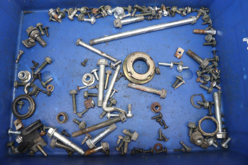 photo de SCHRAUBEN PEUGEOT SUM UP 125 (2008 - 2013) - Hauptansicht