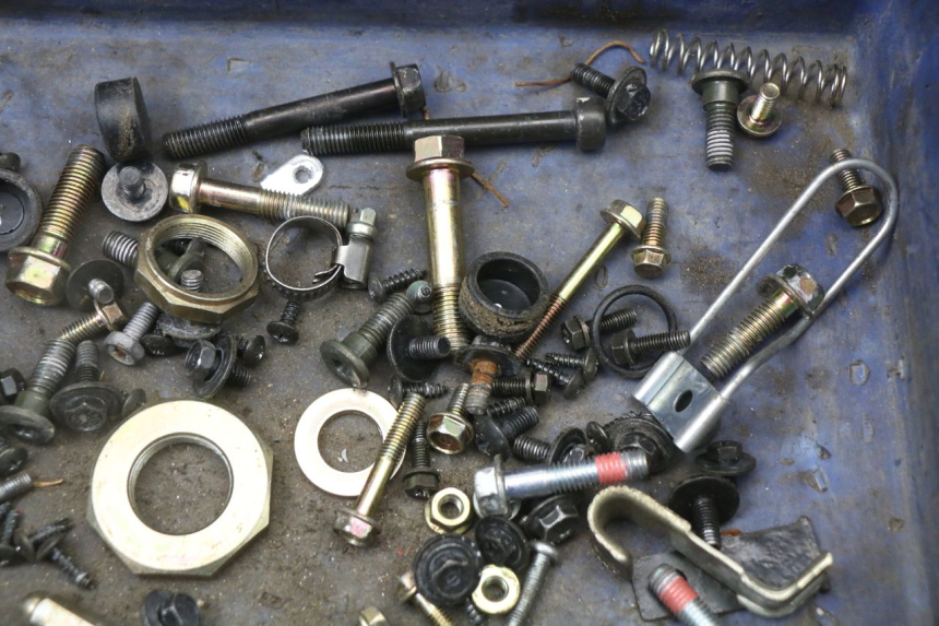 photo de SCHRAUBEN KYMCO SUPER 8 4T 50 (2018 - 2020) - Zoom auf Gebrauchszustand