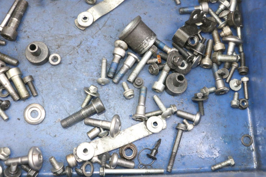 photo de SCHRAUBEN SUZUKI GSX F GSXF 650 (2007 - 2015) - Detailansicht des Bauteils