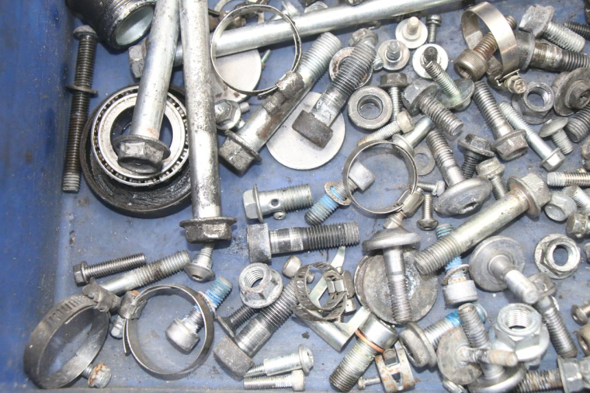 photo de SCHRAUBEN SUZUKI GSX F GSXF 650 (2007 - 2015) - Alternative Perspektive