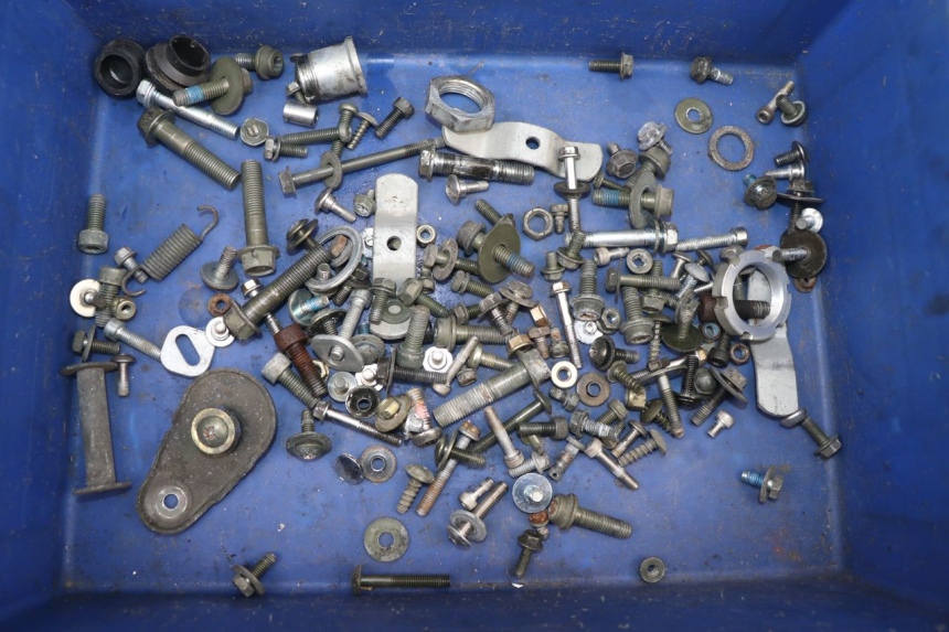 photo de SCHRAUBENBEUTEL SUZUKI XF FREEWIND 650 (1997 - 2003) - Hauptansicht