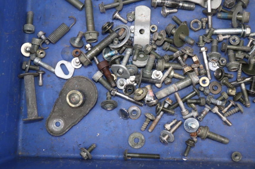 photo de SCHRAUBENBEUTEL SUZUKI XF FREEWIND 650 (1997 - 2003) - Zoom auf Gebrauchszustand