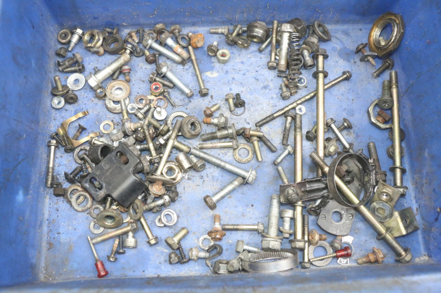 photo de SCHRAUBENBEUTEL PEUGEOT SV 125 (1991 - 1994) - Detailansicht des Bauteils