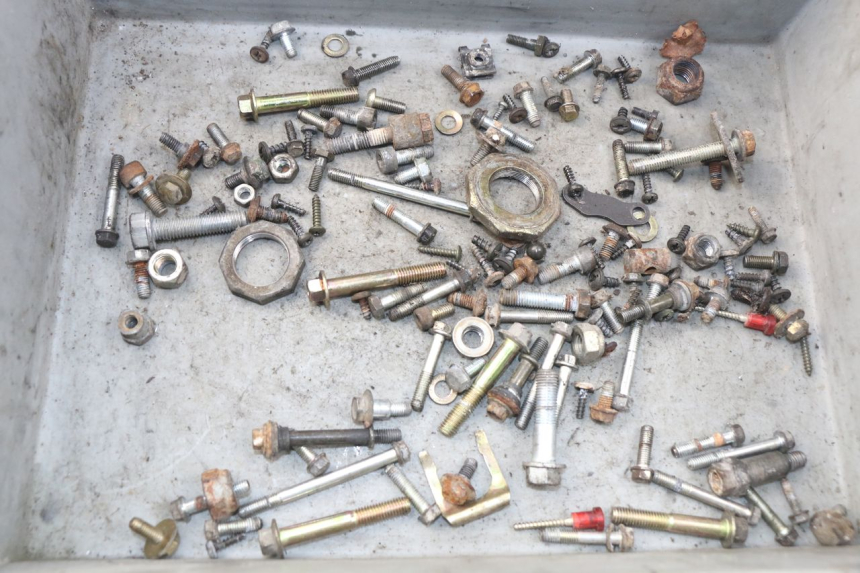 photo de SCHRAUBEN PEUGEOT SV 80 (1993 - 1997) - Detailansicht des Bauteils