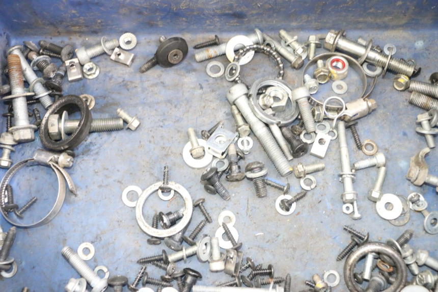 photo de SCHRAUBEN APRILIA SXR 50 (2021 - 2023) - Detailansicht des Bauteils