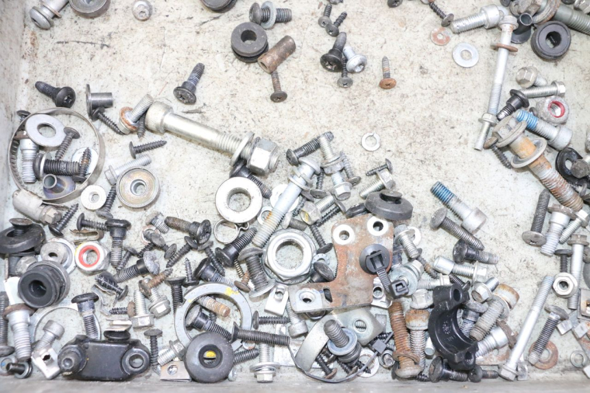 photo de SCHRAUBEN APRILIA SXR 50 (2021 - 2023) - Zoom auf Gebrauchszustand