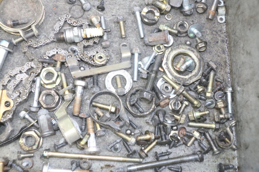 photo de SCHRAUBENBEUTEL SYM SYMPHONY 125 (2009 - 2015) - Zoom auf Gebrauchszustand