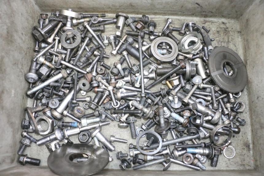 photo de SCHRAUBEN YAMAHA TDM ABS 900 (2002 - 2014) - Hauptansicht