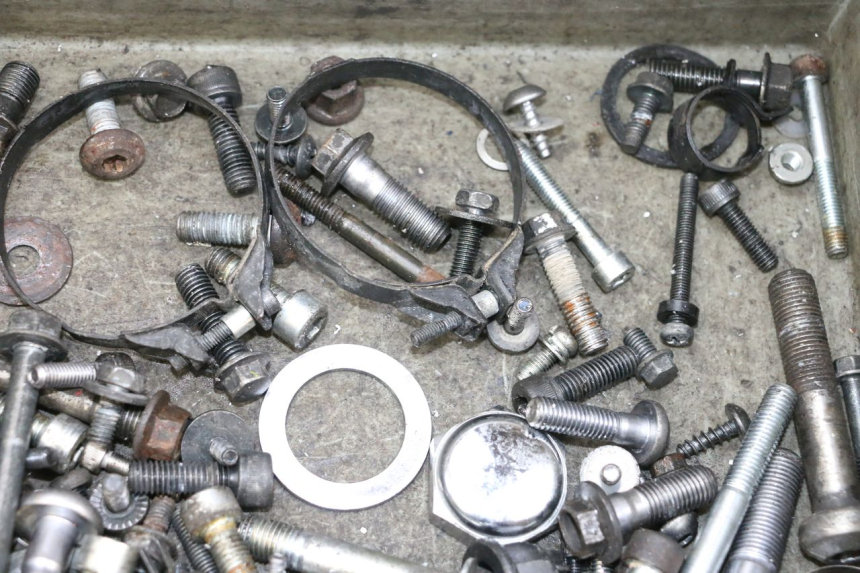 photo de SCHRAUBEN YAMAHA TDM ABS 900 (2002 - 2014) - Gesamtansicht des Produkts