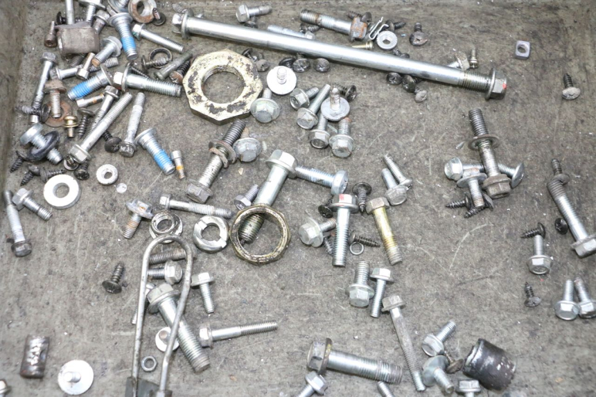 photo de SCHRAUBEN NECO TEMPO 4T 50 (2022 - 2026) - Zoom auf Gebrauchszustand