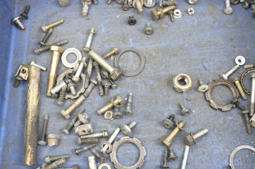 photo de SCHRAUBENBEUTEL PEUGEOT TKR TREKKER FURIOUS 50 (2005 - 2014) - Detailansicht des Bauteils