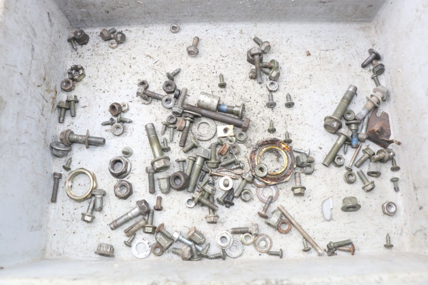 photo de SCHRAUBEN BAOTIAN TRAVEL SPIRIT 50 (2010 - 2012) - Hauptansicht