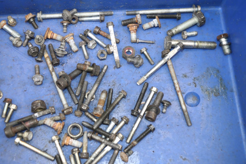 photo de SCHRAUBEN PEUGEOT TREKKER TKR 50 (2005 - 2014) - Detailansicht des Bauteils