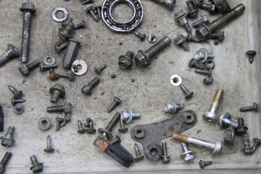 photo de SCHRAUBENBEUTEL PEUGEOT TWEET 4T 50 (2010 - 2014) - Zoom auf Gebrauchszustand