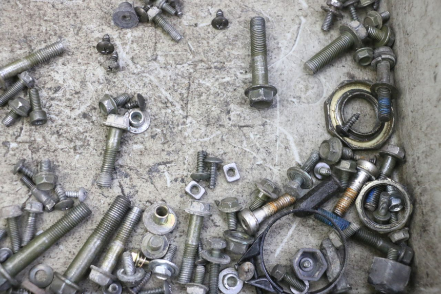 photo de SCHRAUBENBEUTEL PEUGEOT TWEET 4T 50 (2018 - 2022) - Zoom auf Gebrauchszustand