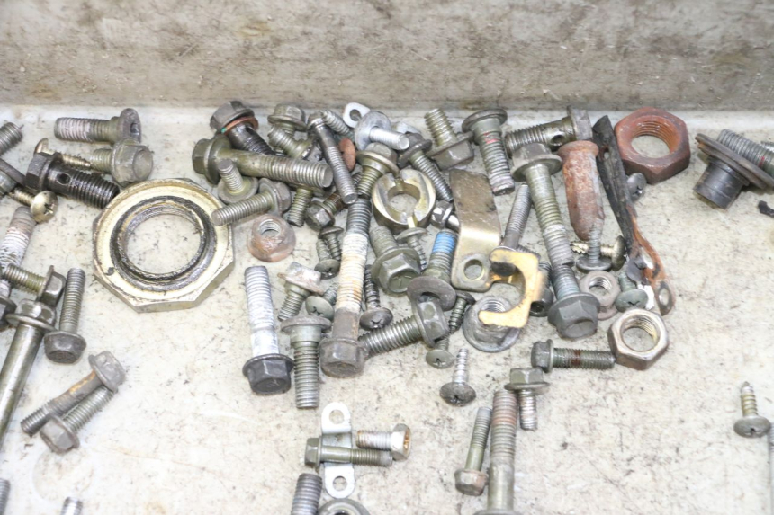 photo de SCHRAUBEN PEUGEOT TWEET PRO CARGO 50 (2018 - 2022) - Detailansicht des Bauteils