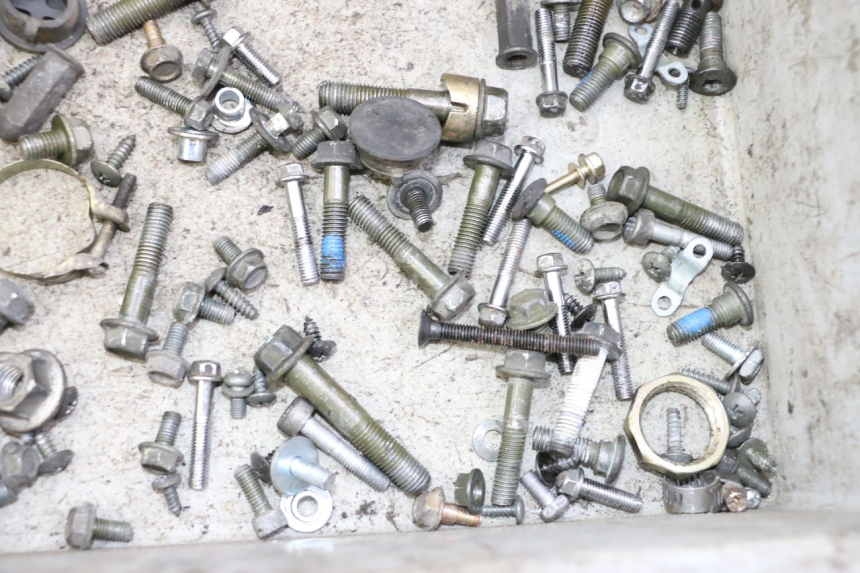 photo de SCHRAUBEN PEUGEOT TWEET PRO CARGO 50 (2018 - 2022) - Alternative Perspektive