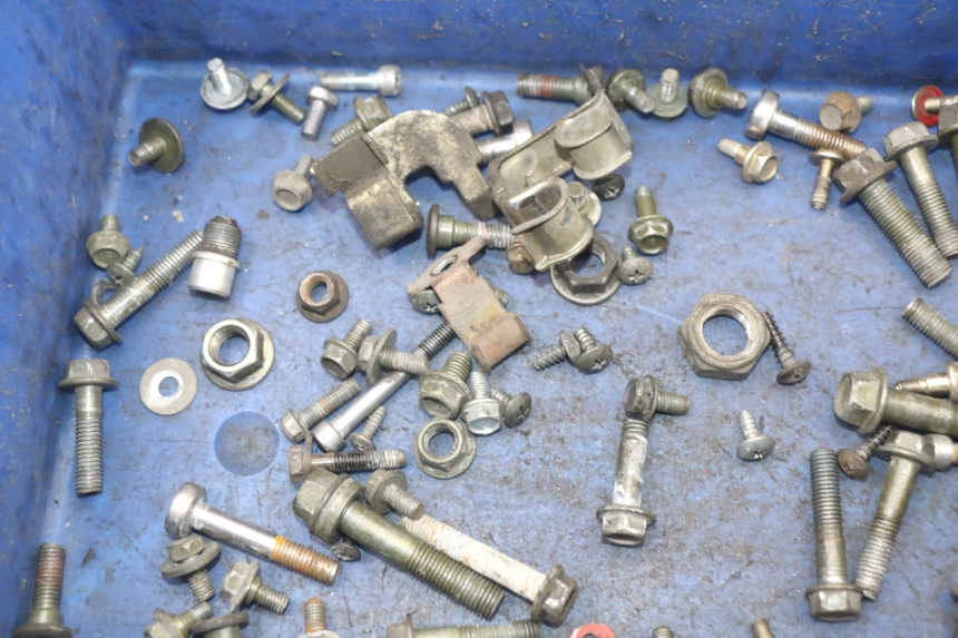 photo de SCHRAUBENBEUTEL PEUGEOT TWEET 125 (2018 - 2021) - Detailansicht des Bauteils