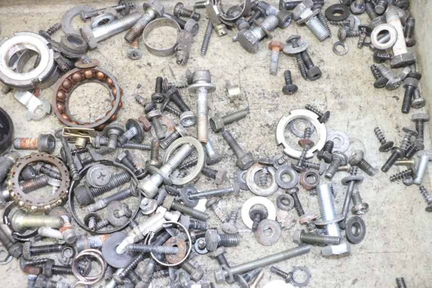 photo de SCHRAUBENBEUTEL SUZUKI UH BURGMAN 125 (2002 - 2006) - Detailansicht des Bauteils