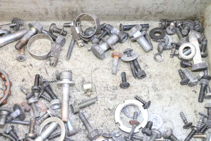 photo de SCHRAUBENBEUTEL SUZUKI UH BURGMAN 125 (2002 - 2006) - Alternative Perspektive