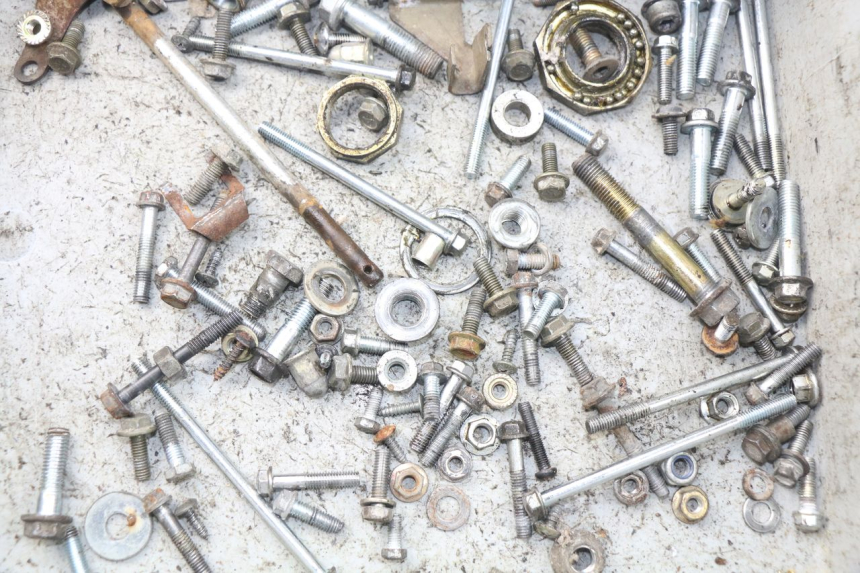 photo de SCHRAUBENBEUTEL PEUGEOT V-CLIC VCLIC 50 (2007 - 2013) - Detailansicht des Bauteils