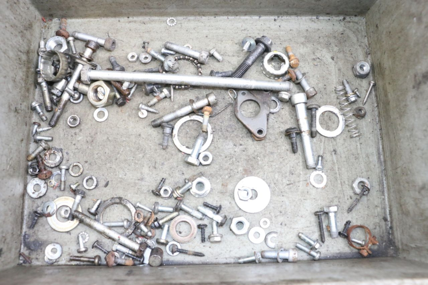 photo de SCHRAUBENBEUTEL PIAGGIO VESPA LX 2T 50 (2005 - 2013) - Hauptansicht