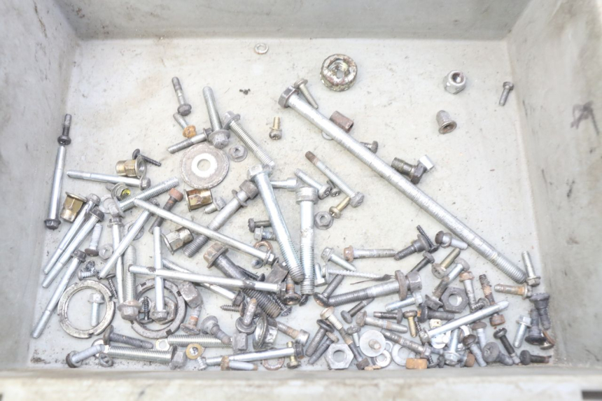 photo de SCHRAUBENBEUTEL PIAGGIO VESPA LX 125 (2005 - 2010) - Detailansicht des Bauteils