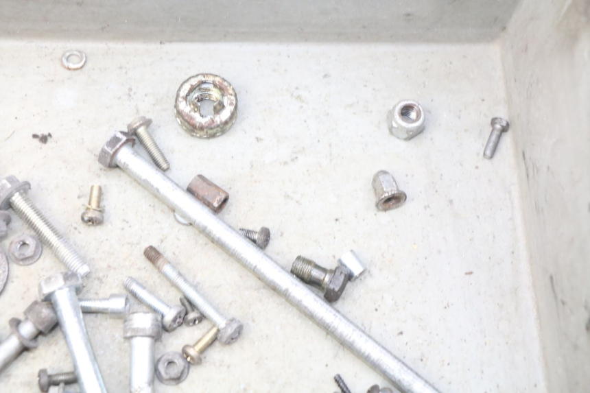 photo de SCHRAUBENBEUTEL PIAGGIO VESPA LX 125 (2005 - 2010) - Alternative Perspektive