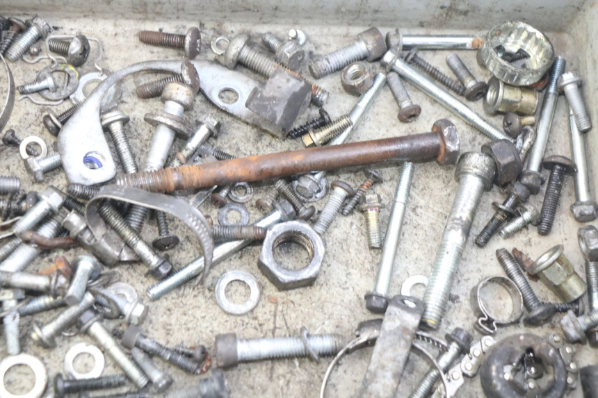 photo de SCHRAUBENBEUTEL PIAGGIO VESPA LXV 125 (2006 - 2009) - Alternative Perspektive