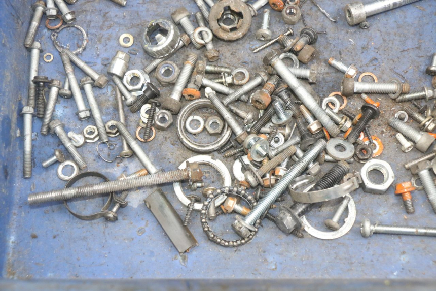 photo de SCHRAUBENBEUTEL PIAGGIO VESPA S 2T 50 (2007 - 2014) - Zoom auf Gebrauchszustand