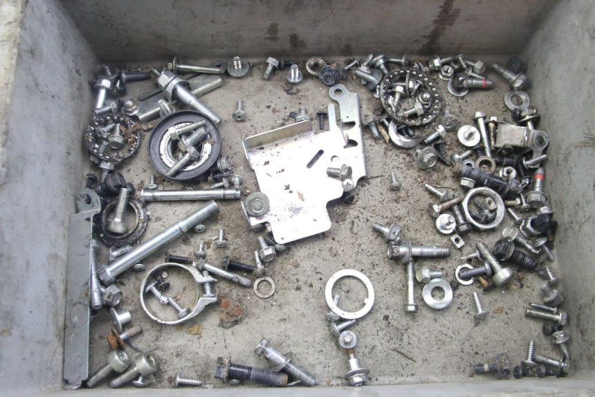 photo de SCHRAUBENBEUTEL HONDA VISION NSC R 50 (2013 - 2015) - Hauptansicht