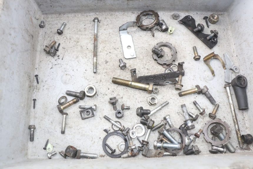 photo de SCHRAUBENBEUTEL PEUGEOT VIVACITY 50 (2004 - 2009) - Detailansicht des Bauteils