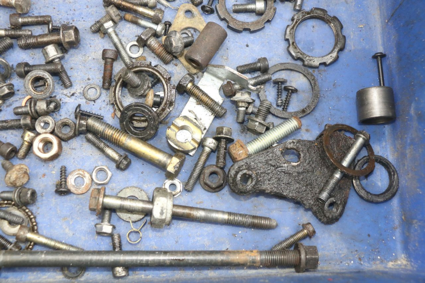 photo de SCHRAUBENBEUTEL PEUGEOT VIVACITY 50 (2004 - 2009) - Zoom auf Gebrauchszustand