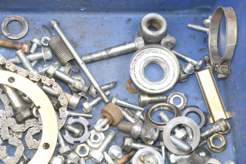 photo de SCHRAUBENBEUTEL DAELIM VJ ROADWIN FI 125 (2008 - 2017) - Alternative Perspektive