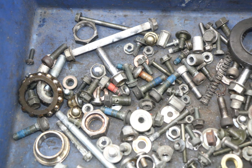 photo de SCHRAUBEN SUZUKI VL INTRUDER 125 (2004 - 2007) - Detailansicht des Bauteils