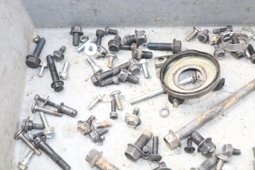 photo de SCHRAUBEN YAMAHA WR R 125 (2009 - 2017) - Technische Nahaufnahme